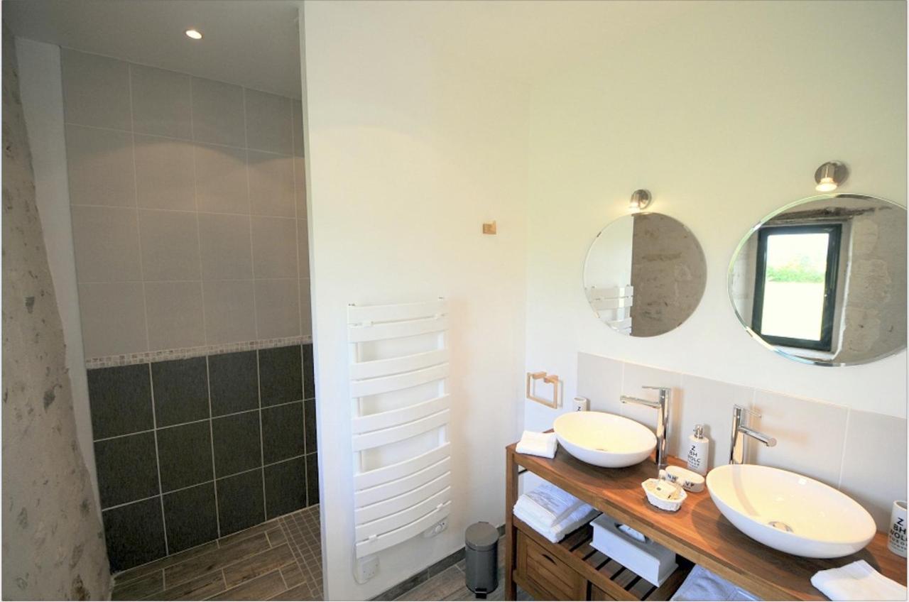 Bed and Breakfast Ferme De L'Ereau Louans Esterno foto