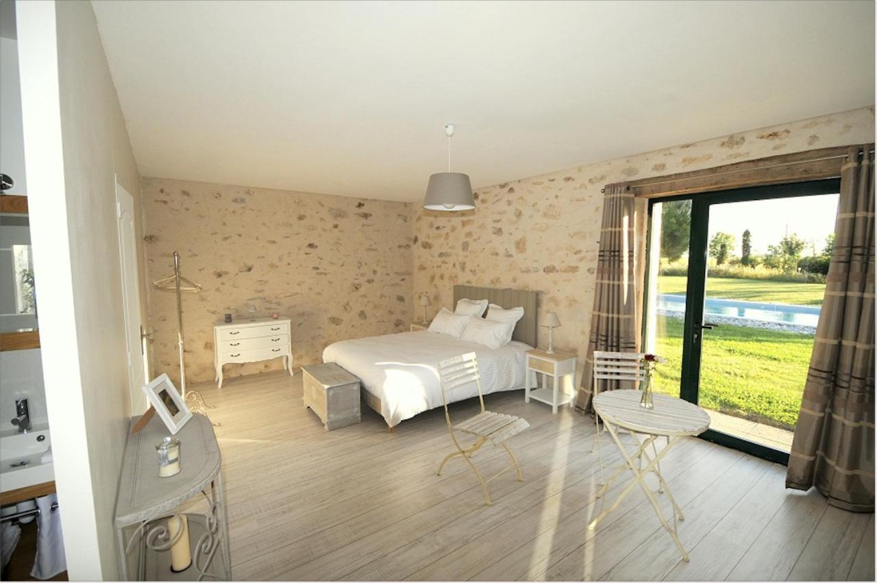 Bed and Breakfast Ferme De L'Ereau Louans Esterno foto